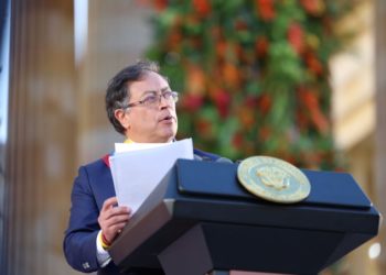 Petro asumió como presidente de Colombia y prometió una «guerra contra las drogas»