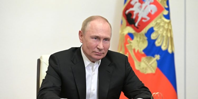 Putin acusa a EEUU de usar Taiwán para crear conflictos en Asia