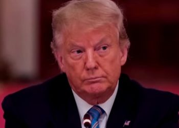 Trump se acogió a la Quinta Enmienda ante fiscal de New York