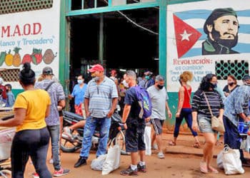 En Cuba ven la apertura a la inversión extranjera, como un pequeño paso en la dirección correcta.