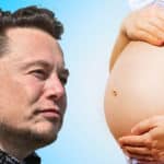 Elon Musk cree que somos pocos los seres humanos, por causa de una baja natalidad.