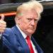 Donald Trump criticó a quienes invocan la Quinta Enmienda pero también lo hace