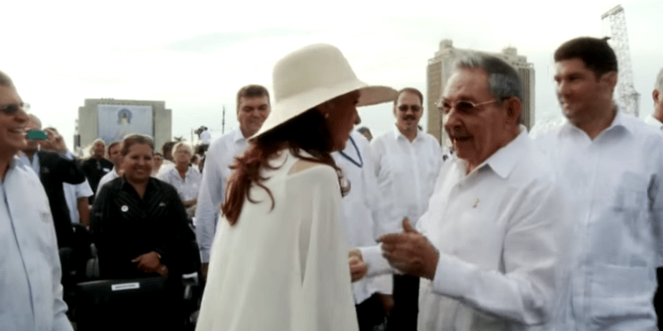 ¿Aprendió Cristina Fernández de Kirchner el «arte del atentado» en Cuba?