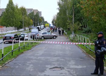 Rusia: Masacre en escuela de Izhevsk deja 15 muertos, once son niños