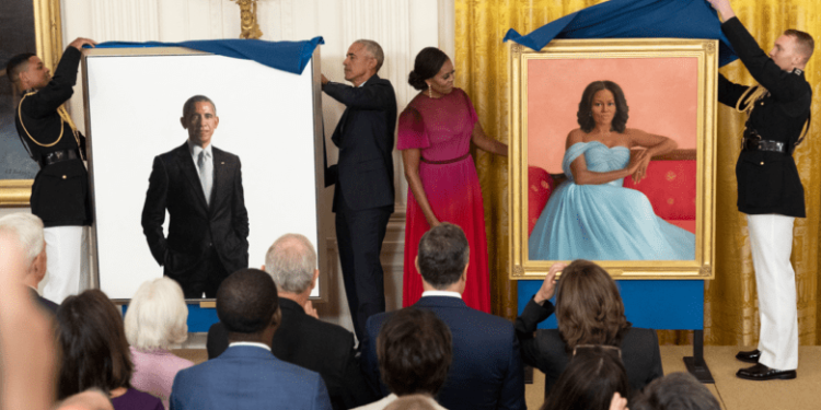 Casa Blanca ya cuenta con retratos de Michelle y Barack  Obama