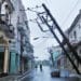 En Cuba, la luz eléctrica brilla, pero por su ausencia, tras el paso del huracán Ian.