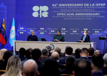 Con una indutria petrolera casi devastada, Maduro afirma que Venezuela puede abastecer el mercado mundial