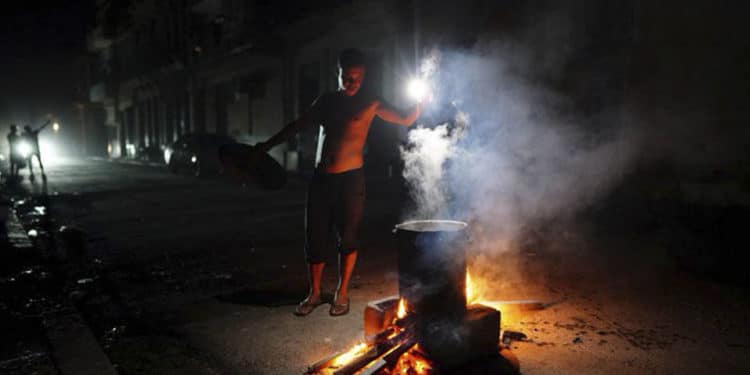 Caos en servicios públicos incrementan protestas en Cuba