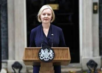 Liz Truss al renunciar: «No puedo cumplir con el mandato»