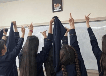 Estudiantes se enfrentan al régimen de Irán