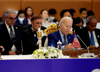 Tres horas duró reunión con Xi Jinping: Biden no ve necesidad de una «Guerra Fría» con China