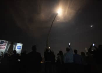 Misión Artemis I de la NASA inició al fin su viaje a la luna