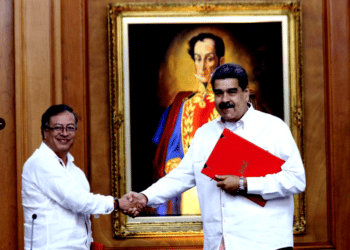 Petro en Caracas lanza una nueva era de relaciones con Venezuela