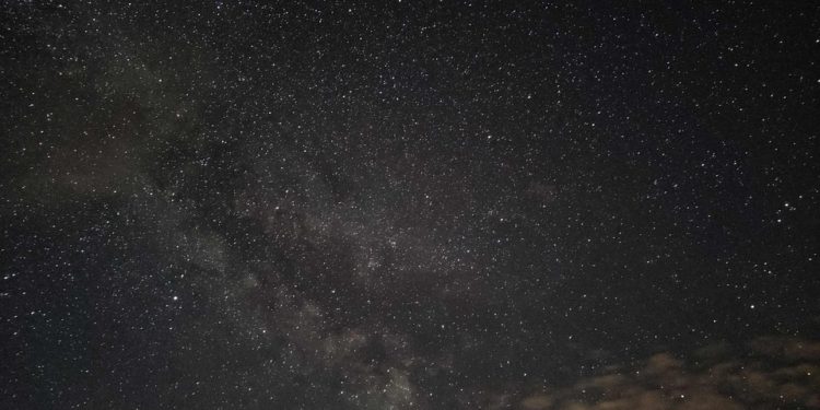 Identifican la estrella más antigua de la Vía Láctea