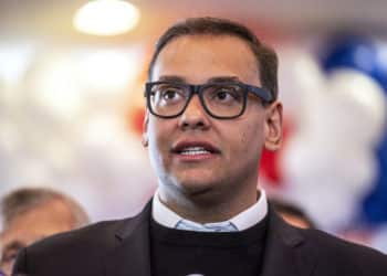 El último escándalo en DC: republicano George Santos reconoce que «maquilló» su CV para ser electo