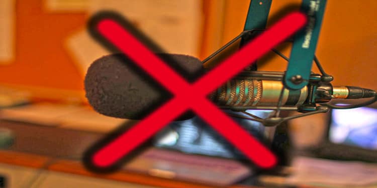 Han quedado fuera del aire 233 radioemisoras, durante 19 años de chavismo y madurismo.