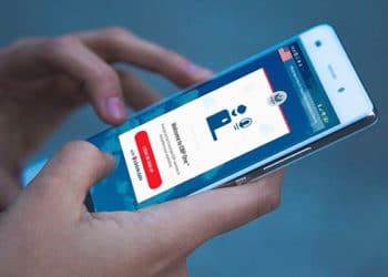 La aplicación móvil digital CBP One, colapsó. Además, solo viene en inglés y español.