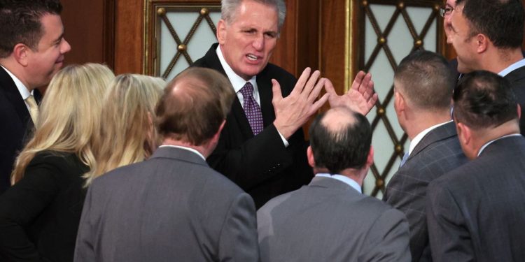 Kevin McCarthy falló seis veces…y la Cámara sigue en el limbo