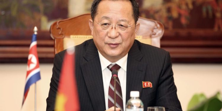 Excanciller norcoreano Ri Yong-ho habría sido ejecutado en el 2022