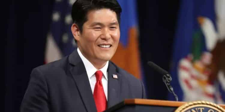 ¿Quién es Robert Hur? ¿Por qué Garland lo puso a cargo de la investigación de los documentos de Biden?