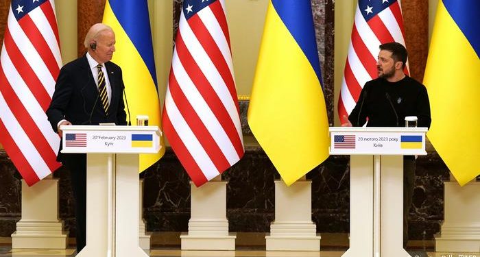 Biden en visita sorpresa a Kiev: «Daremos más armamento bélico a Ucrania».
