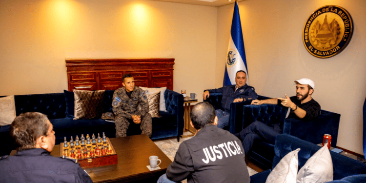 Se extiende el estado de excepción en El Salvador