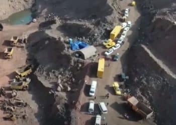 En vídeo: al menos 6 muertos y 47 desaparecidos en deslave en mina en China