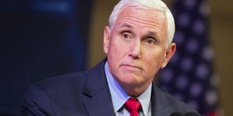 Fiscal que investiga el asalto al Capitolio cita a Mike Pence
