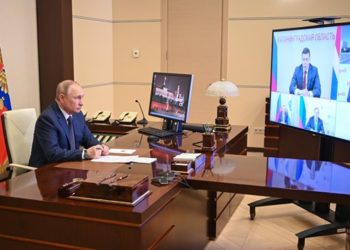 ¿Rusos atrapados en el universo paralelo de Putin?