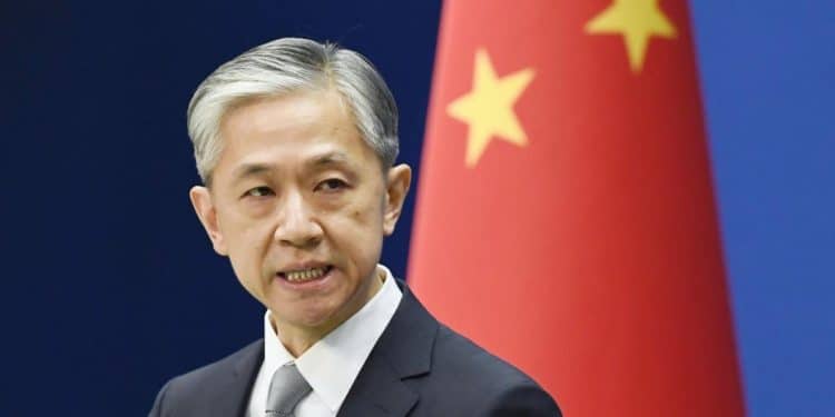 Tensiones por globos espía: China amenaza a EEUU con “contramedidas” por sanciones