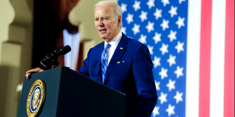 Biden busca apoyo para sus programas sociales en el estado más indicado: Florida