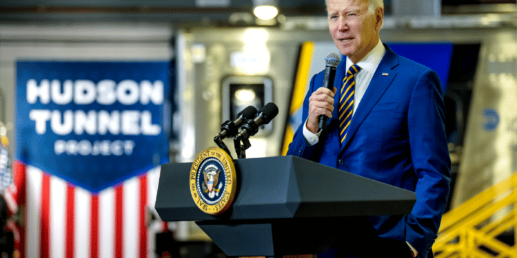 Caso documentos clasificados: FBI registró la casa de la playa de Joe Biden