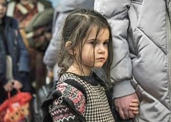 Cientos de chicos ucranianos secuestrados, ya fueron dados en adopción a familias en la Federación Rusa.