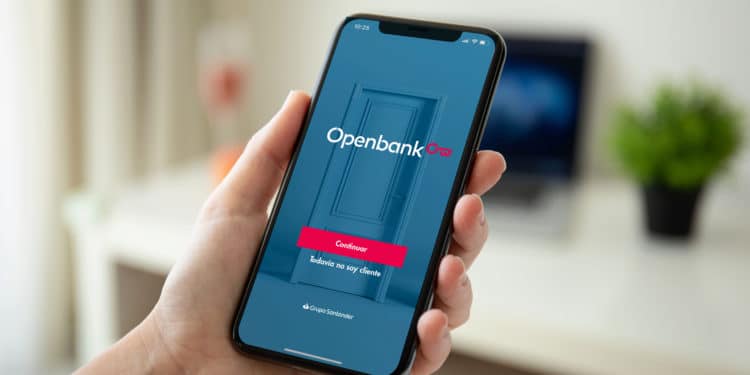 Openbank se posesiona como la opción financiera juvenil argentina