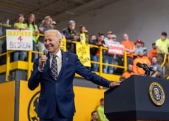 Biden presentó su presupuesto con olor a campaña: Más gasto y más impuestos para los ricos