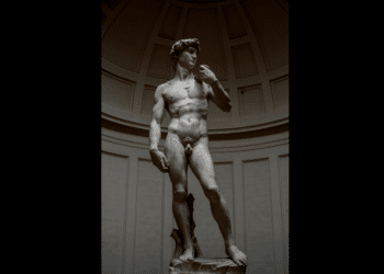 ¿Es pornográfico el «David» de Miguel Ángel? La respuesta de Italia… invitó a padres y maestros a verlo en el museo