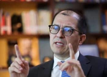 Fiscal colombiano denuncia que Petro pretende “legalizar” toda la cadena de narcotráfico
