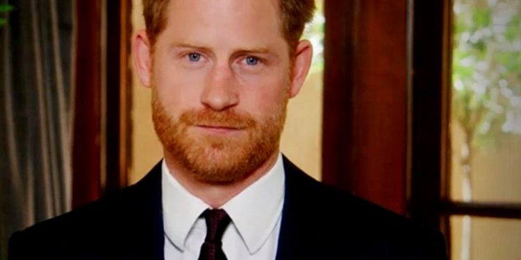 Prince Harry denunció que la familia real lo espiaba telefónicamente