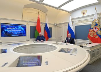 Putin vuelve a mencionar la bomba nuclear como opción
