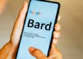Google reabre la puerta de su chatbot Bard para competir contra ChatGPT
