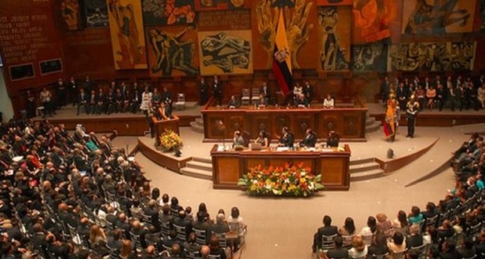 Ecuador: Asamblea Nacional solicita juicio político al presidente Lasso