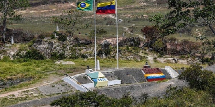 Armando.Info: Contrabando de oro reactivó las redes de tráfico entre Venezuela y Brasil