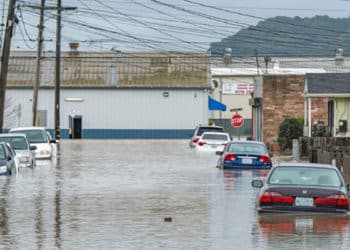 Autoridades de California han calificado la inundación como masiva.