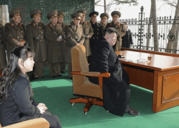 Acompañado de su hija Kim Ju Ae: Kim Jong Un supervisó ejercicios de «guerra real»