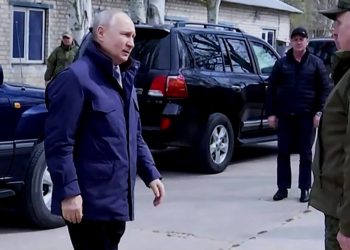 Putin visita Jersón y Lugansk: «Para disfrutar sus crímenes de guerra», según Ucrania