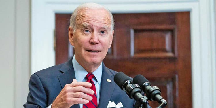 Joe Biden firma el fin oficial de la emergencia sanitaria por la Covid 19
