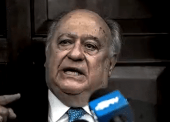 Exministro venezolano explica cómo mantiene el chavismo control total sobre el país