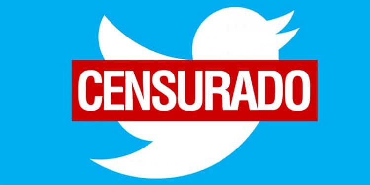 Los críticos de Twitter afirman que la red social está cediendo a la presión de regímenes autoritarios.