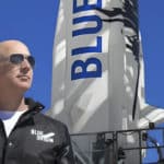 Jeff Bezos logró echar mano de un contrato multimillonario de 3.400 millones de dólares, para apoyar a la NASA con su carrera espacial.