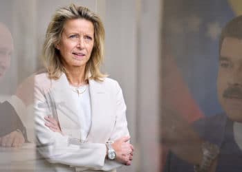 Para la Ministra de Defensa de los Países Bajos, Kajsa Ollongren, Putin es una influencia perjudicial para Venezuela.